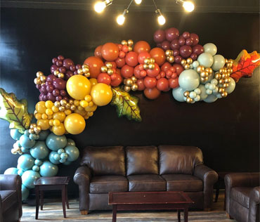 630 Main Events & Meetings Catering By Balloons + Blooms